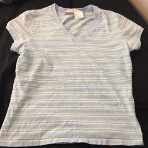 v-neck striped shirt